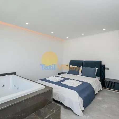 Very Luxurious Turkuaz וילה קס