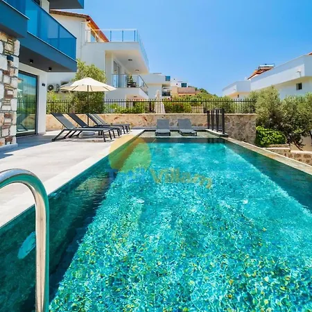 Very Luxurious Turkuaz וילה